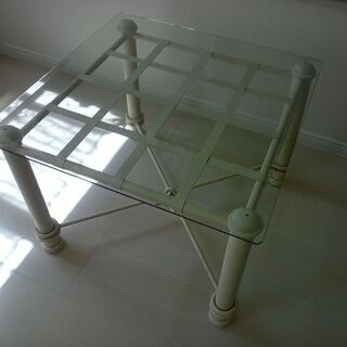 コーナーサイドテーブル、スチール*縁カットガラス