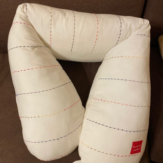 【ネット決済】抱き枕にもなる授乳クッション