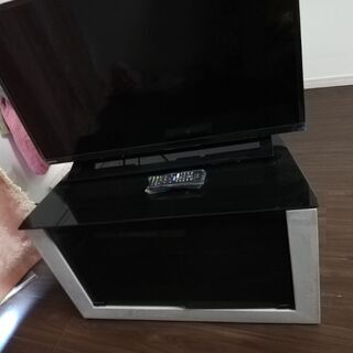 無料!テレビ台。テレビではない、テレビの台です