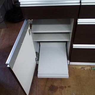 【愛品倶楽部柏店】　綾野製作所　ＬＵシリーズ　２枚スライド扉キッチンボード＆スリムキャビネット　２点セット　こげ茶　【店舗同時販売中】