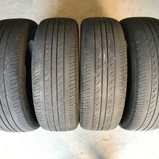 タイヤ4本セット　195/60R16 残り溝3.1〜4.8mm