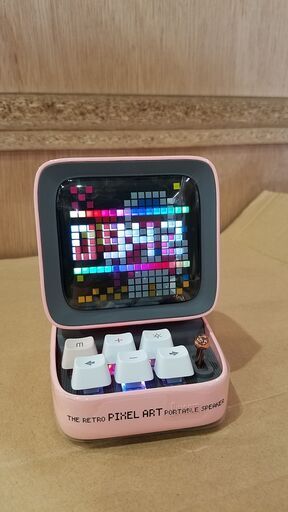 【愛品館市原店】DIVOOM DITOO-PLUS PINK　Ditoo Plus Bluetoothスピーカー 【管理IMP010763-104】