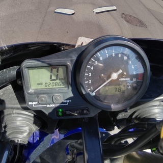YAMAHA YZF-R1 RN011