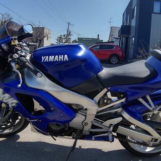 YAMAHA YZF-R1 RN011