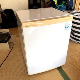 【ネット決済】冷凍庫　HITACHI　小型　容量60L程度　中古