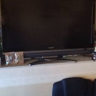 SHARP46型（ブルーレイ内蔵）AQUOS
