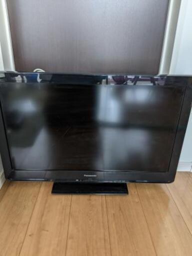 お話中　32型テレビとブルーレイプレイヤー　セットで