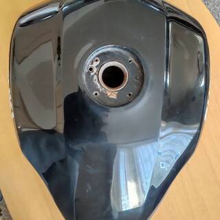 GSX1400燃料タンク　取りに来てくれる方限定！ GSX1400燃料タンク 取りに来てくれる方限定！