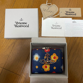 Vivienne Westwood 二つ折り財布 ANNIE 花柄