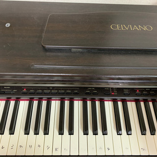 電子ピアノ　オルガン