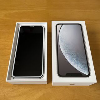 iPhoneXR [128GB]ホワイト. SIMフリー. 本体料金支払い済み.