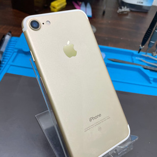 【ネット決済】【売却済み】iPhone7 GOLD 128GB ...