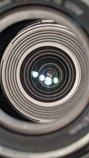 【美品】 CANON EF-S 18-135mm F3.5-5.6 IS USM