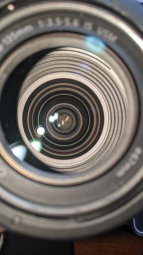 【美品】 CANON EF-S 18-135mm F3.5-5.6 IS USM