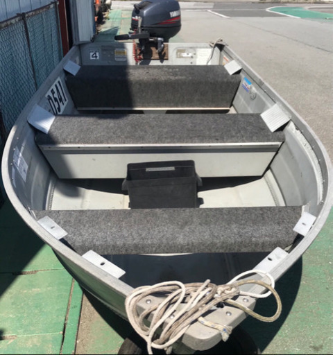 ボート　12K ４人乗り　YAMAHA