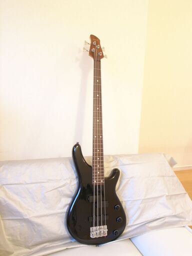 YAMAHA ヤマハ ベース Motion B ＭＢ-40　中古　艶ありブラック