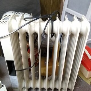 オイルヒーター　暖房　ストーブ
