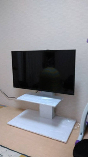 【値下げ中】テレビスタンド　自立タイプ