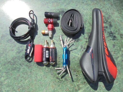 交渉中です。GIANT(ジャイアント)  CONTEND SL1 　2018年モデル・・ 室内保管美品　付属品付 交渉中です。GIANT(ジャイアント) CONTEND SL1 2018年モデル・・ 室内