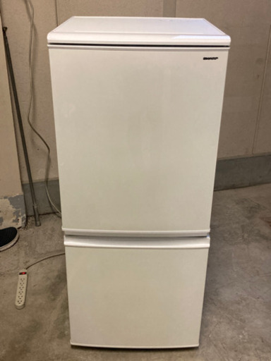 【期日の為終了】SHARP 137L冷蔵庫 2018年製