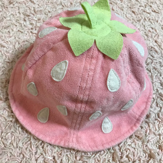 イチゴ柄☆コムサ帽子