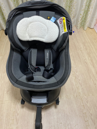 チャイルドシート　コンビ　ISOFIX