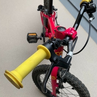 ヨツバサイクル　ピンク　16インチ