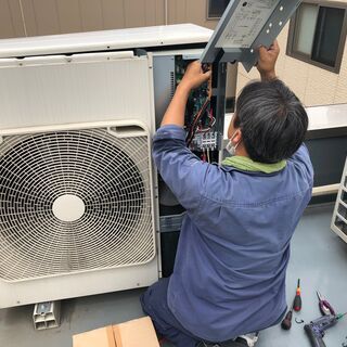 単発OK【フリーランス】福井県エリアで電気工事、エアコン修理、メ...