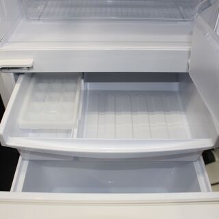 新生活応援！ SHARP シャープ 冷凍冷蔵庫 (SJ-D14D-W) 18年製  ★特別価格★大田区、品川区 配送・設置無料★引取歓迎 新生活応援！ SHARP シャープ 冷凍冷蔵庫 (SJ-D14D-W) 18年製 ☆特別価格