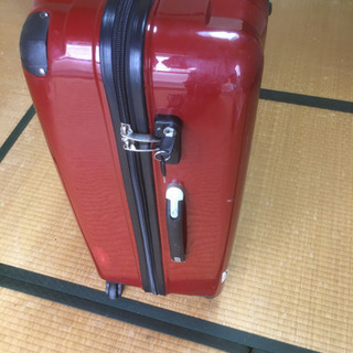 スーツケース98リッター