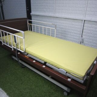 【中古】　介護ベッド　パラマウントベッド　３モーター