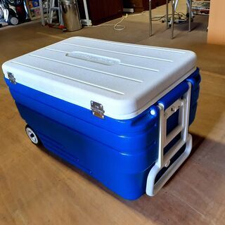 アウトドア用品 クーラーボックス キャスター付き Natural Season ナチュラルシーズン キャスター付きクーラーボックス 45L の通販