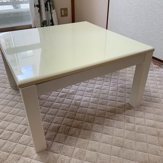 白テーブル(こたつ)