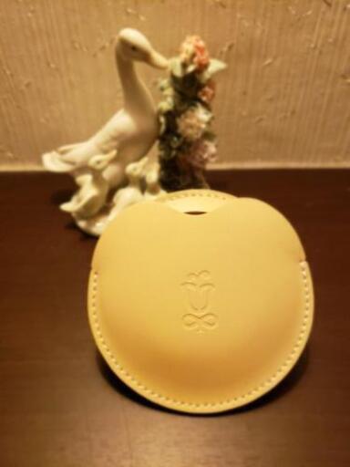リヤドロ手鏡 新品 革製品