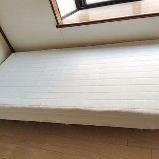 ニトリ　一体式　シングルベッド