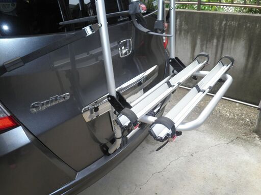 サイクルキャリア ホワイトハウス製 キャンピングカー・アウトドアーで!