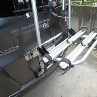 サイクルキャリア　ホワイトハウス製　キャンピングカー・アウトドアーで!