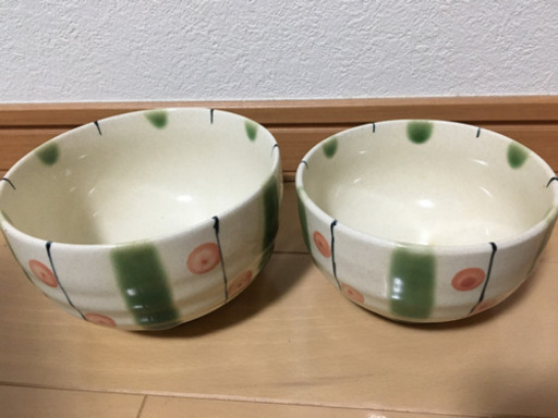 可愛いペアどんぶり大、小　合計４個　新品