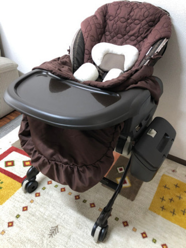 コンビ ホワイトレーベル ネムリラ AUTO SWING おやすみダッコプラス