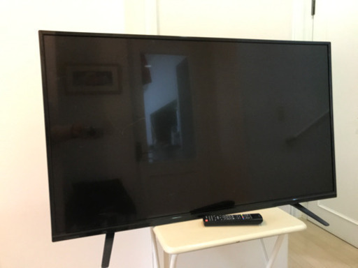 4K対応液晶テレビ49V型