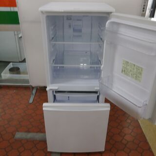 ID  965256  2ドア　シャープ　137L　２０１5年　SJ-D14A-W