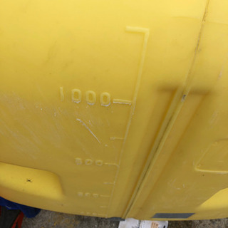 水タンク　1トン