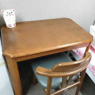 椅子付きテーブル０円