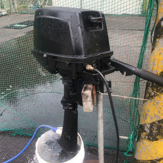 スズキ船外機 8馬力 L足
