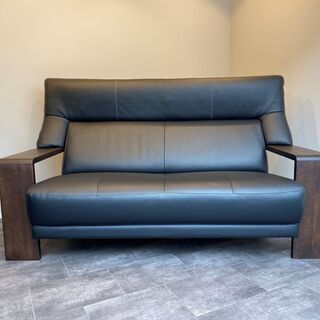 カリモク karimoku チターノ Chitano ソファ 本革 黒 2.5シーター 中古品