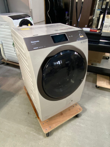 人気のPanasonic!!11kgドラム式洗濯機 2019年製美品!!NA-VX9900R 格安配送もご相談ください！