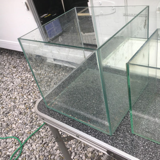 オールガラス水槽　25cmキューブ水槽
