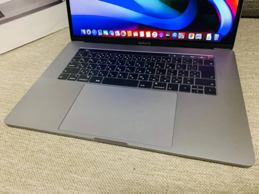 ノートパソコン MacBook pro 2018