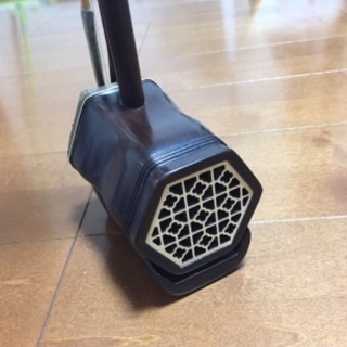 お値下げしました‼️新品未使用 中国弦楽器「二胡」 赤字覚悟!二胡 本体 楽器 初心者セット 弦 弓 中国