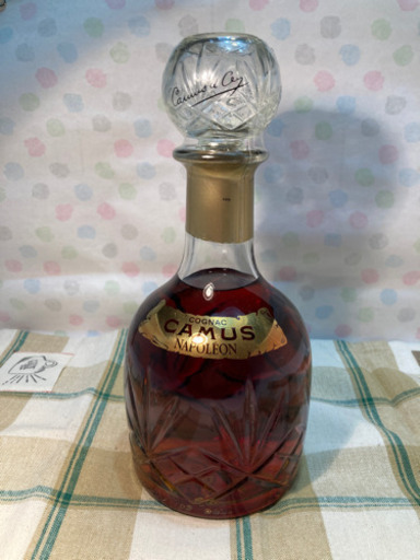 ブランデー CAMUS NAPOLEON Presentation Deluxe 700ml 40%